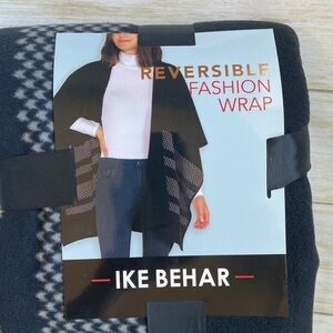New Ike Behar Reversible fashion Wrap Wearable blanket fleece Christmas Gift
